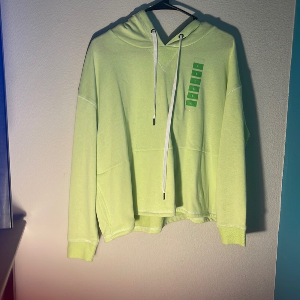Im selling this hoodie, It has never been worn